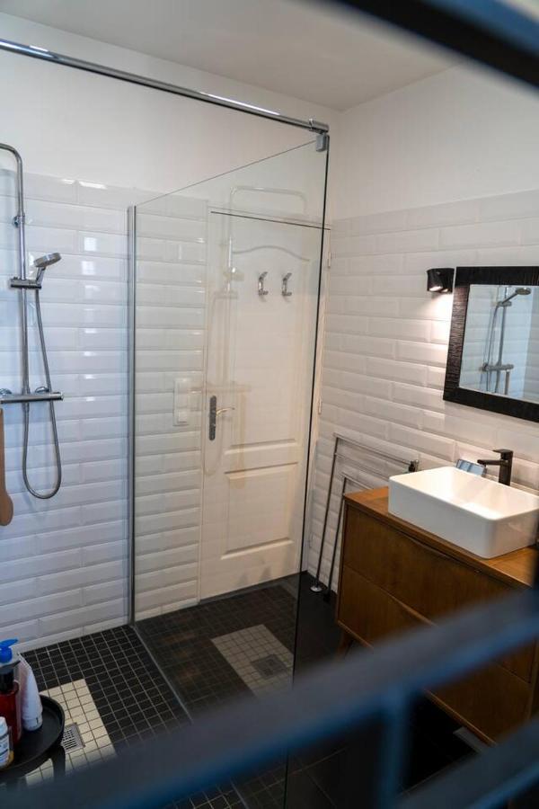 Haussmanien Apartamento Angers Exterior foto